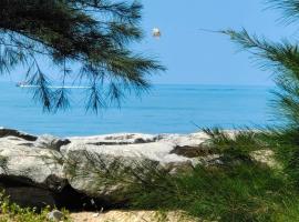 His Grace Camping at Malpe Beach，位于乌杜皮的酒店