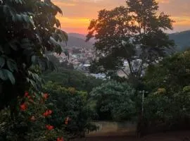 casa montanha com piscina