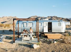 AutoCamp Joshua Tree，位于约书亚树的酒店
