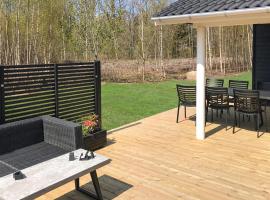 3 Bedroom Awesome Home In Hasle，位于海斯勒的酒店