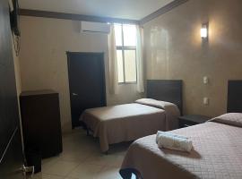 Hotel San Salvador，位于圣胡安－德洛斯拉戈斯的酒店