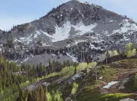 Big Cottonwood 2 Bedroom Brighton Chalet