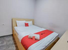 Reddoorz at Cempaka Guesthouse Tarakan，位于Sibengkok的酒店