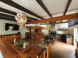 Aloha Holiday Home Sheffield / Ballito，位于谢菲尔德海滩的酒店