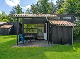 1 Bedroom Gorgeous Home In Hampen