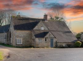 Woodmancote Manor Cottage，位于赛伦塞斯特的度假屋