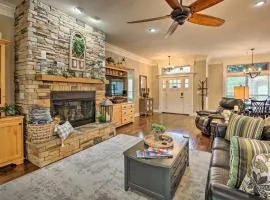 Spacious Golf Course Getaway in Hot Springs!