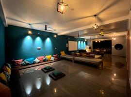 Unearth Hostel (Pondicherry)，位于黎明之村Matrimandir附近的酒店