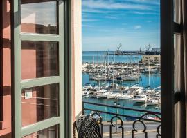 The Blossom Collection in Heraklion City Center, Sea View，位于海若克利欧的酒店