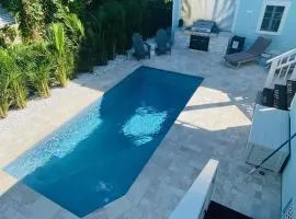 Pass-A-Grille Key West Style Guest House Pool BBQ