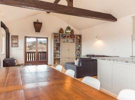 Cherry Orchard House，位于斯马尔诺的乡村别墅