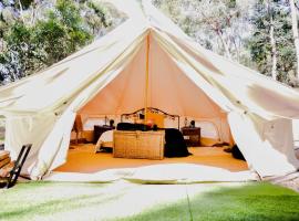 Golden Point Glamping，位于Faraday的酒店