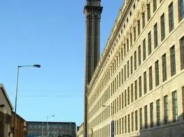 Lister Mills, Apartment 327, Silk Warehouse, Lilycroft Rd, BD9 5BD