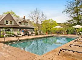 Castle Hill Condos O2