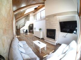 EL Rinc&oacute;n de Lola，位于Carboneras de Guadaza&oacute;n的别墅