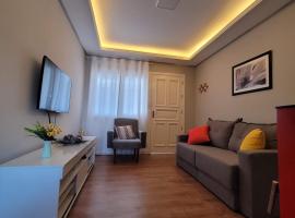 Apartamento Residencial Villa di Vienna，位于新彼得罗波利斯的酒店