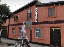 Family Guest house - Friends-J