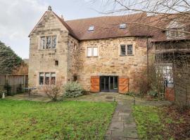 Gatehouse Croft，位于Newton Regis的酒店