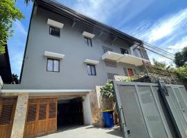 9 Residence Guesthouse Syariah Cilandak，位于雅加达的住宿加早餐旅馆