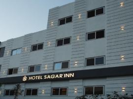 Hotel Sagar Inn，位于Sāgar的酒店