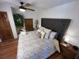 Spacious, Cal King Bed, Sleeps 6, Full Kitchen