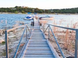 The Shores at Lake Travis, a VRI resort，位于Lago Vista的度假村