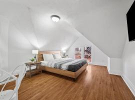 Bloomfield/Shadyside @K Spacious & Unique Private Bedroom with Shared Bathroom，位于匹兹堡的民宿