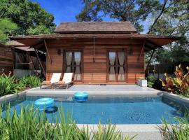 普吉岛阿南塔泰式泳池别墅酒店，位于拉威海滩的Spa酒店