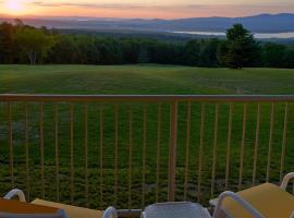 Steele Hill Resort，位于Sanbornton的酒店