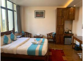 Hotel Tapas，位于加德满都特里布万国际机场 - KTM附近的酒店