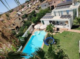 Eden Luxury Villa，位于Focene的酒店