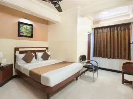 Mannars Yatri Nivas Hotel