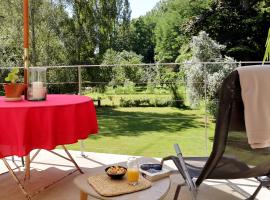 Maison Nature & Rivière au calme，位于阿尔比的酒店