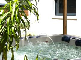 Villa Couleur Nature，位于萨拉济的酒店