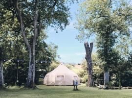 Camping d'artagnan，位于Margouët-Meymès的豪华帐篷