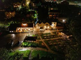 The Hope & Anchor Restaurant & Rooms，位于瓦伊河畔罗斯的酒店