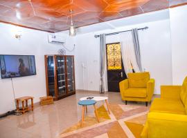 Appartement meublé 2 chambres avec salle de bain - 1 salon - 1e cuisine - La Concorde - Quartier Nkomkana，位于雅温得的酒店