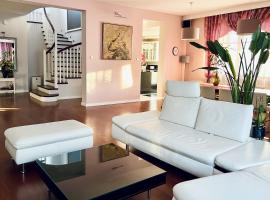Luxury Villa - JessApart Walendia，位于Walendów的酒店