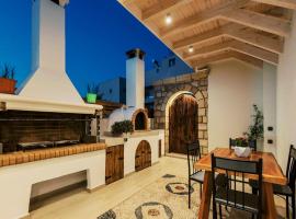 Myrovolos luxury Eneida's house，位于伊利索斯的酒店