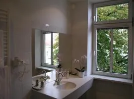 维纳肯尼丁酒店
