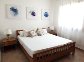 comfortable appartment close to the beach，位于罗萨岛的酒店