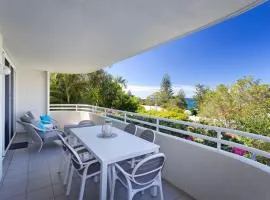 1 6 Cote DAzur Douglas St Sunshine Beach