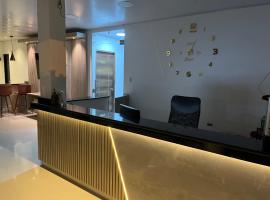Hotel Manaure Dorado，位于Manaure Viejo的酒店