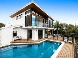 7 bedroom home on Mooloolaba canal