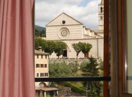 Camere Santa Chiara，位于阿西西的酒店
