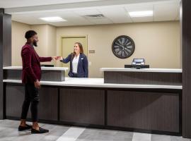 Candlewood Suites - Rochester Mayo Clinic Area，位于罗切斯特Rochester International Airport - RST附近的酒店