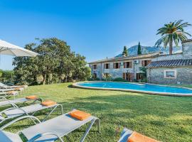 Villa Can Fanals by SunVillas Mallorca，位于波连斯萨的度假屋