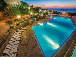 Baia Calavà Hotel e Residence