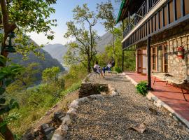 Neemrana's Glasshouse on the Ganges，位于瑞诗凯诗的酒店