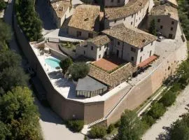 Casa Oliva borgo del Benessere delle Marche